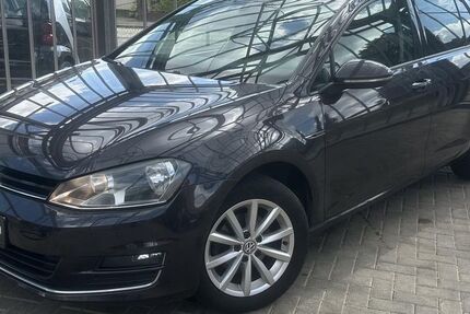 VW Golf 101.262 km 9.990 &euro; Neumünster 24539