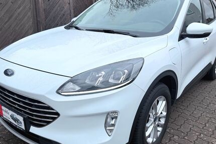 Ford Kuga 69.000 km 20.800 &euro; Neumünster 24536