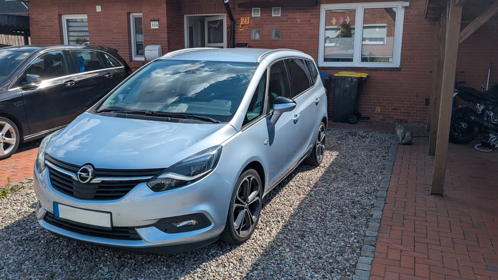 Opel Zafira 215.000 km 7.500 &euro; Osdorf 24251
