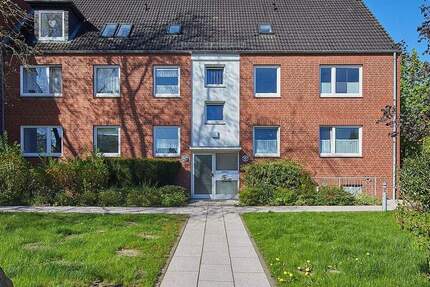 1- Zimmerwohnung mit Einbauküche und Balkon zimmer