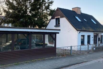 Haus Kiel Gaarden-Ost - 3 Zimmer, 80 m&sup2;, 299.000&euro; | Angebot:26738904