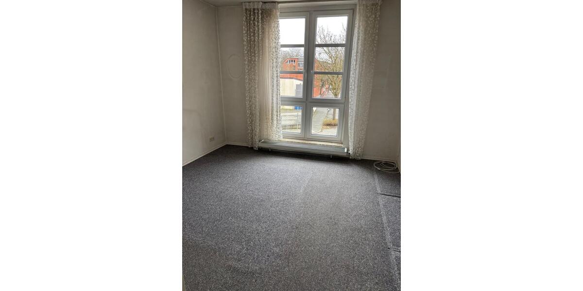 Etagenwohnung Neumünster - 2 Zimmer, 70 m&sup2;, 1.120&euro; | Angebot:26477413