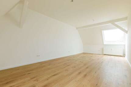 Wohnung Kiel Elmschenhagen - 2 Zimmer, 75 m&sup2;, 1.000&euro; | Angebot:27542688
