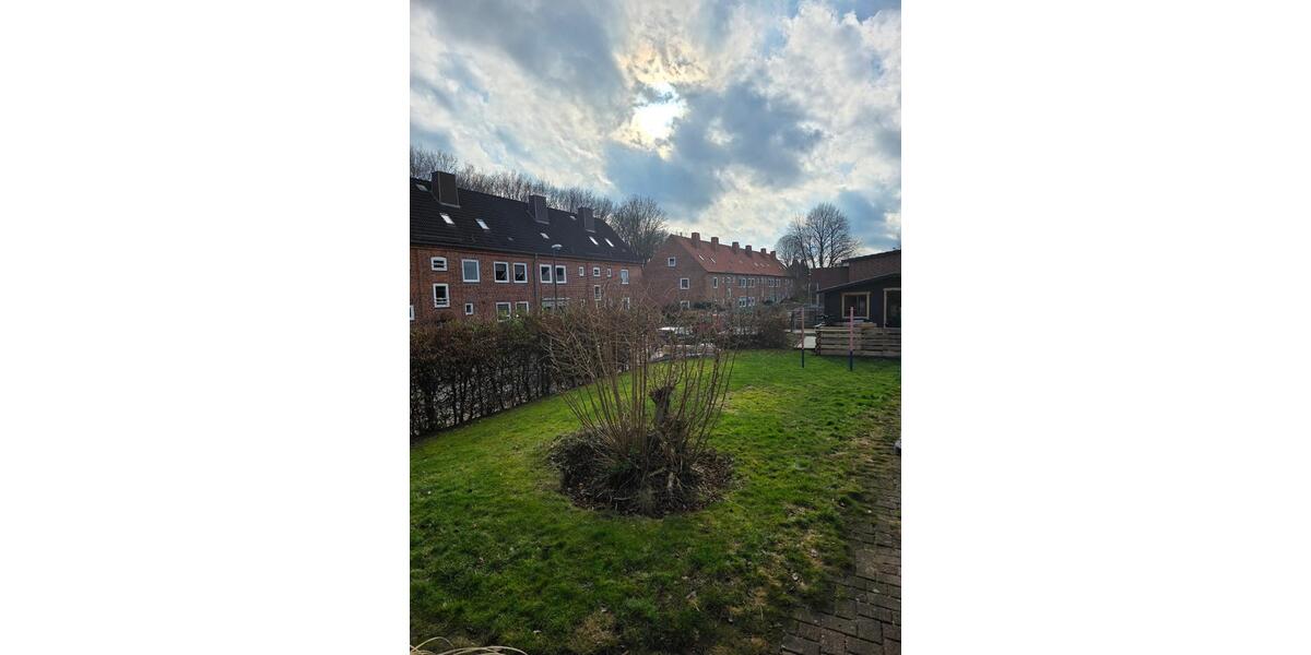 Reihenhaus Kiel Elmschenhagen - 5 Zimmer, 130 m&sup2;, 389.000&euro; | Angebot:25274106