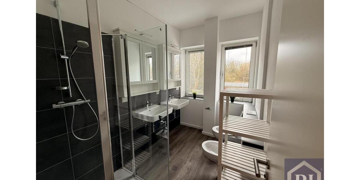 Etagenwohnung Kiel Friedrichsort - 5 Zimmer, 138 m&sup2;, 2.950&euro; | Angebot:26248238