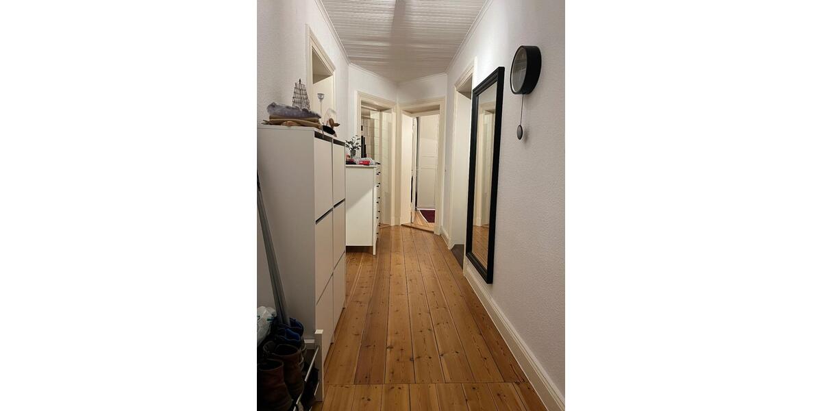 Charmante Altbauwohnung zentral in Kiel 4 zimmer