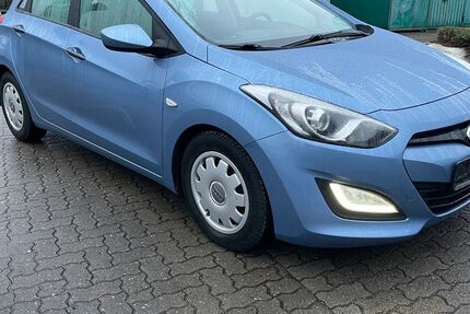 Hyundai i30 142.000 km 5.450 &euro; Kiel 24113