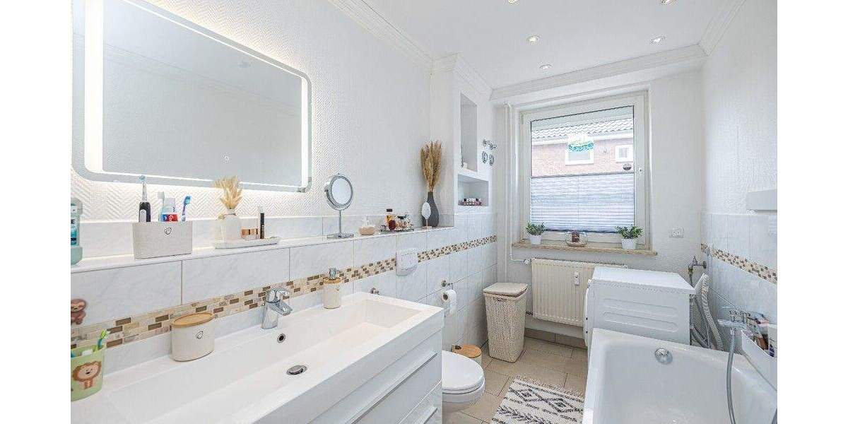 Etagenwohnung Schönberg Schönberg - 3 Zimmer, 95 m&sup2;, 329.000&euro; | Angebot:25877746