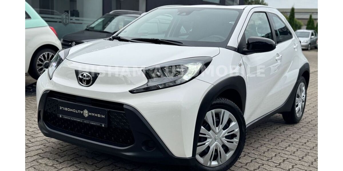 Toyota Aygo (X) 17.440 km 13.689 &euro; Neumünster 24536