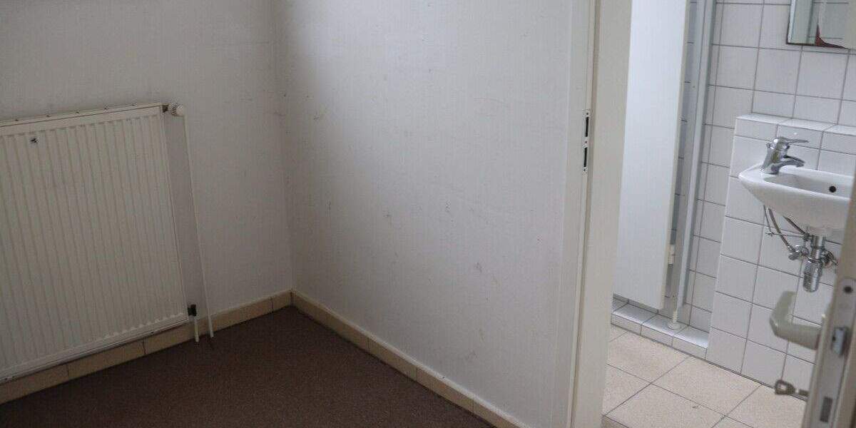 Gewerbeobjekt Kiel / Friedrichsort Pries - 1 Zimmer, 1.950&euro; | Angebot:23636604