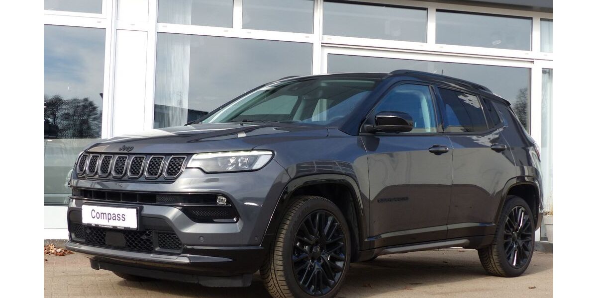 Jeep Compass 30.000 km 33.890 &euro; Neumünster 24539