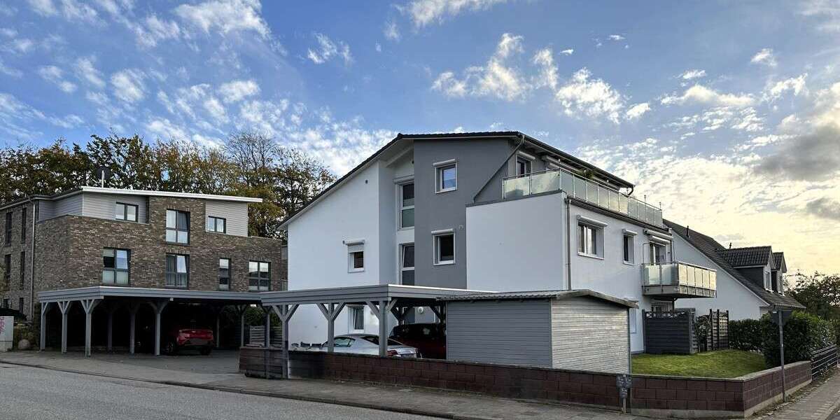 Haus zum Kaufen in Laboe 1.700.000 € 377.16 m² 12 zimmer