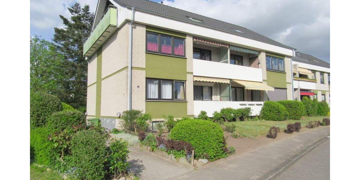 Etagenwohnung Preetz - 3 Zimmer, 65 m&sup2;, 165.000&euro; | Angebot:24775322