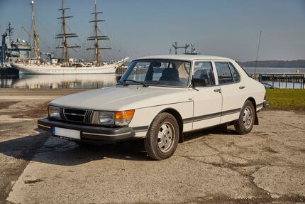 Saab 900 45.000 km 17.000 &euro; Kiel 24105