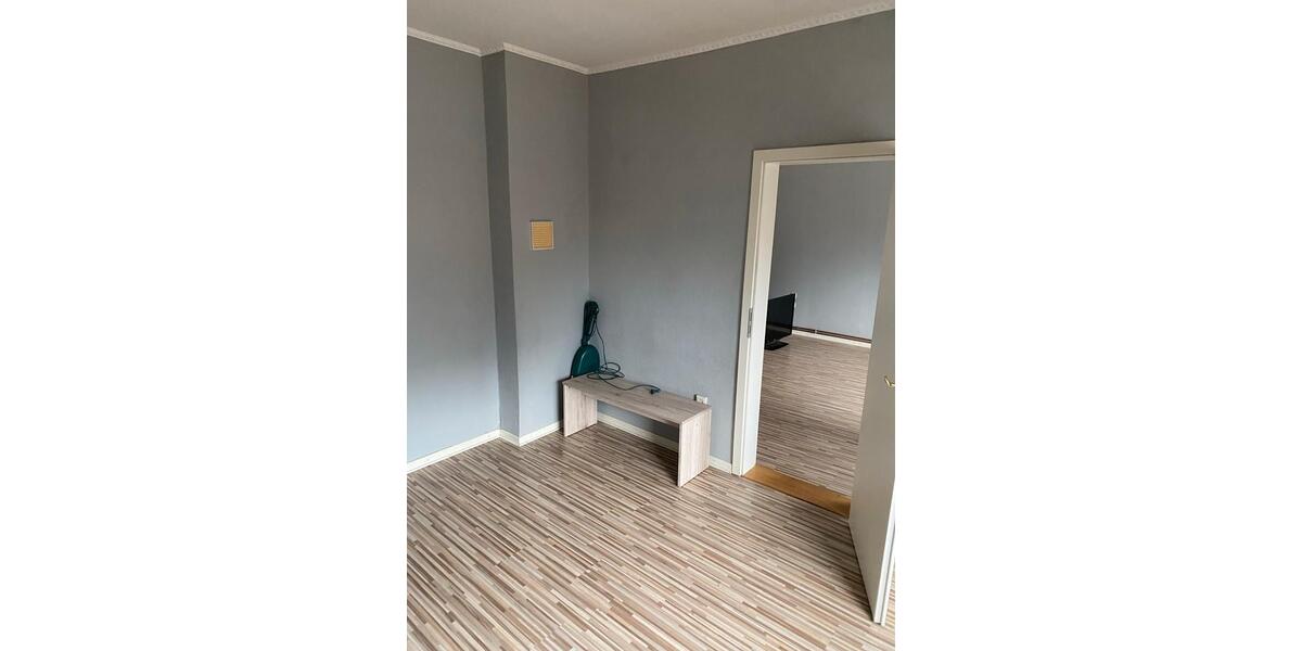 Dachgeschoßwohnung Neumünster - 3 Zimmer, 95 m&sup2;, 850&euro; | Angebot:24564033