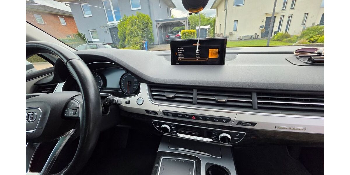 Audi Q7 182.000 km 22.000 &euro; Kiel 24116