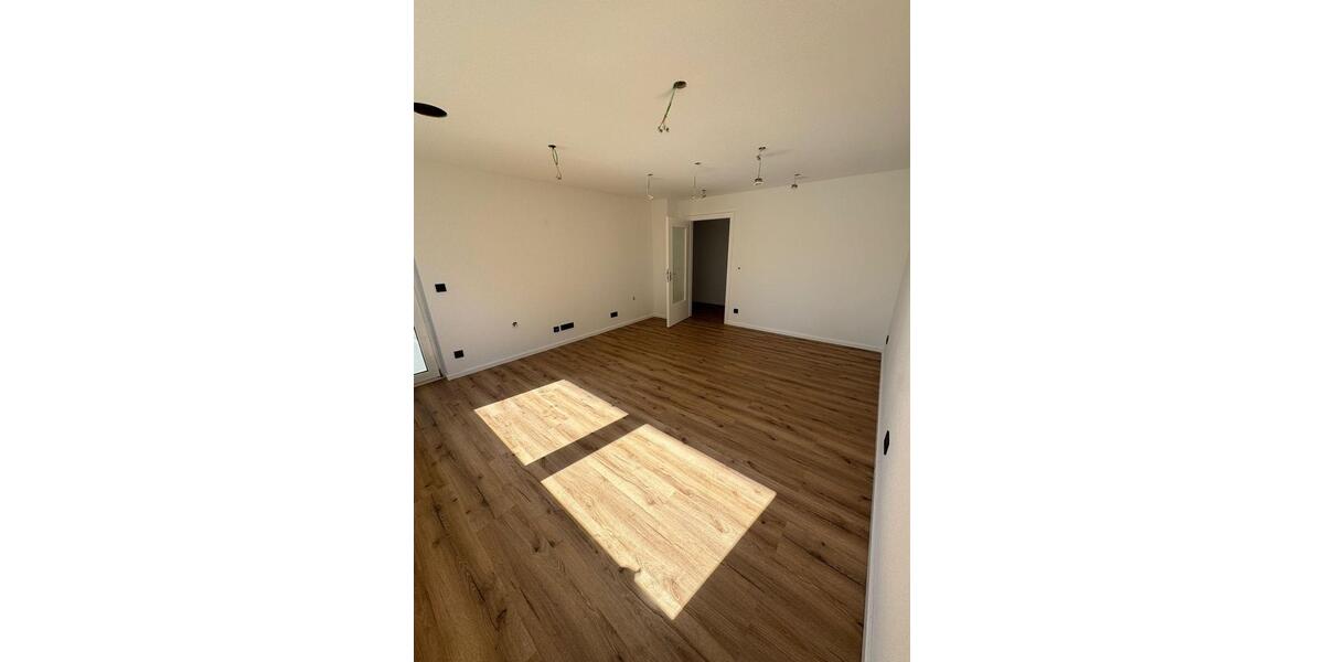 Etagenwohnung Kiel Friedrichsort - 4 Zimmer, 88 m&sup2;, 1.100&euro; | Angebot:26373424