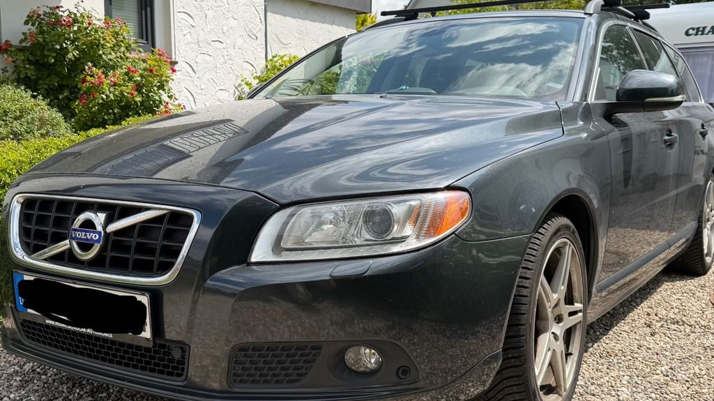Volvo V70 195.000 km 9.900 &euro; Molfsee 24113