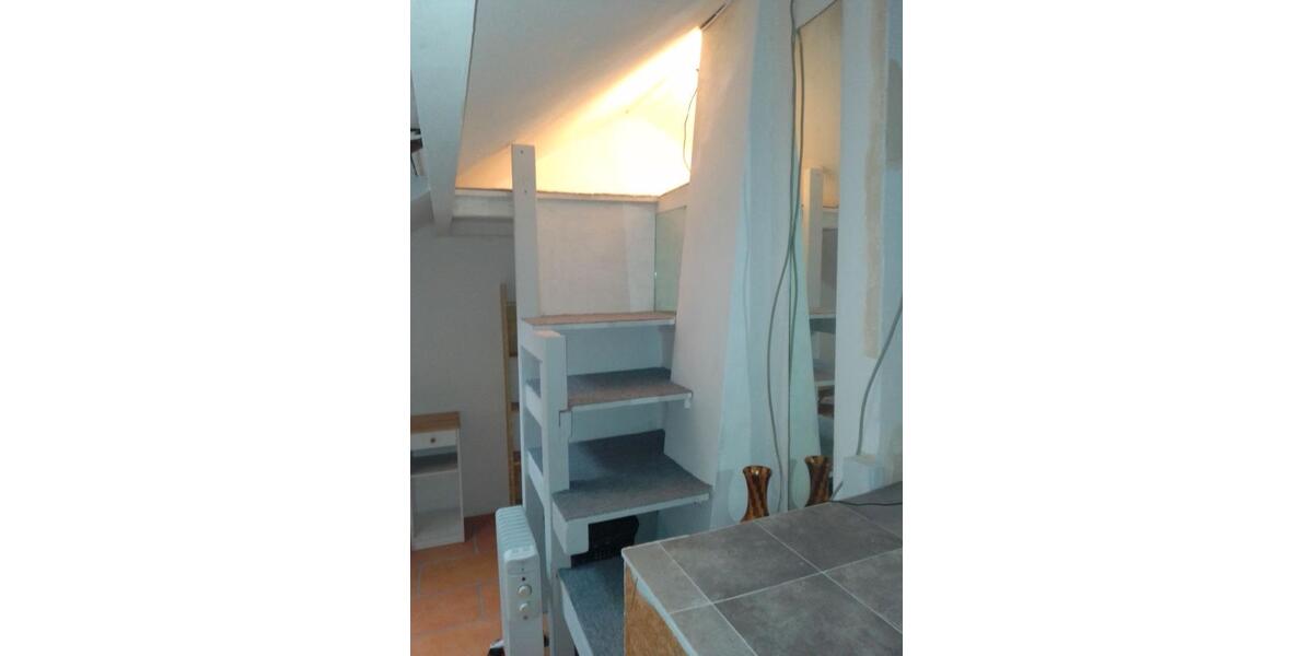 Etagenwohnung Kiel Schreventeich - 2 Zimmer, 125 m&sup2;, 650&euro; | Angebot:26042103