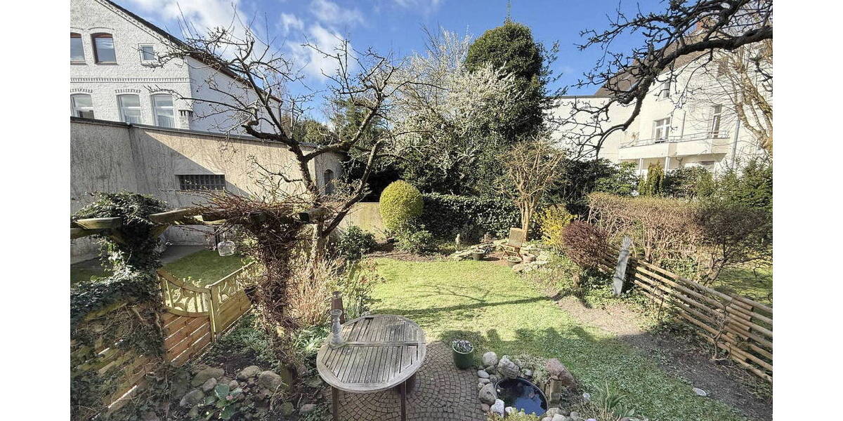 Einfamilienhaus Neumünster Innenstadt - 5 Zimmer, 180 m&sup2;, 459.000&euro; | Angebot:26331147