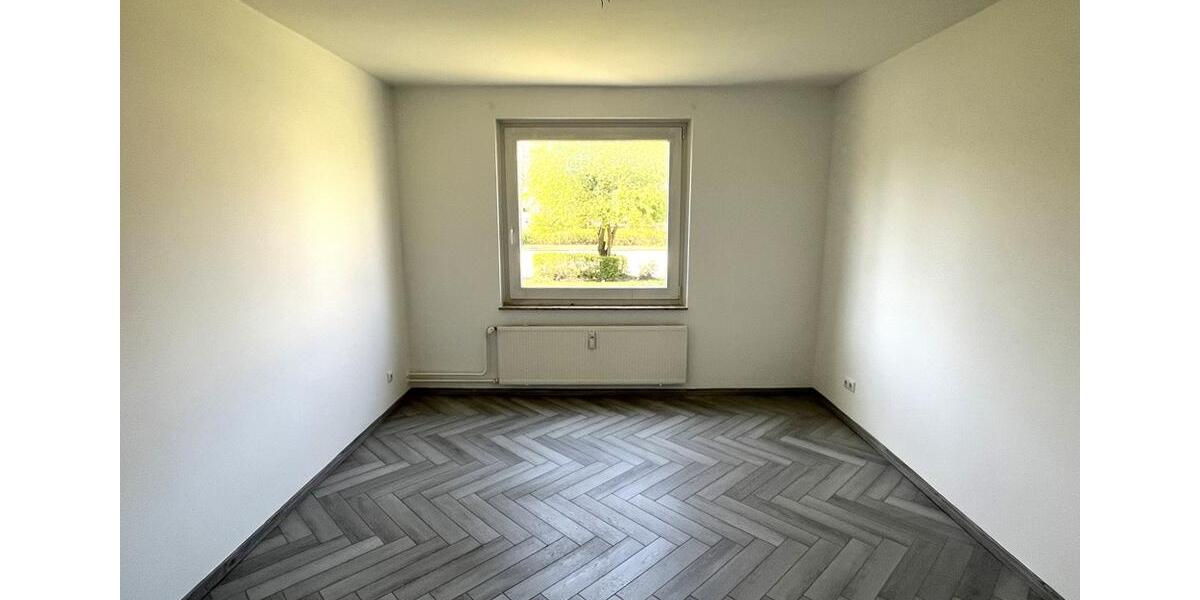 Erdgeschoßwohnung Neumünster - 3 Zimmer, 65 m&sup2;, 480&euro; | Angebot:26364277
