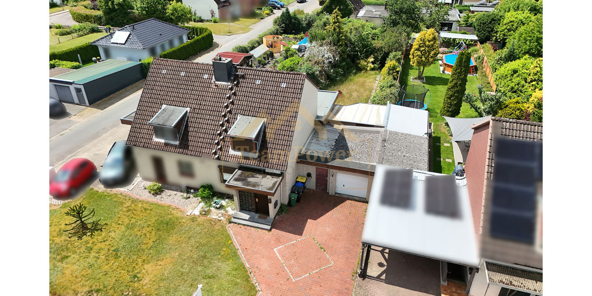 Mehr als ein Zuhause – Ihr Familienglück mit großem Garten - Doppelhaushälfte Neumünster Brachenfeld | Angebot:26943912