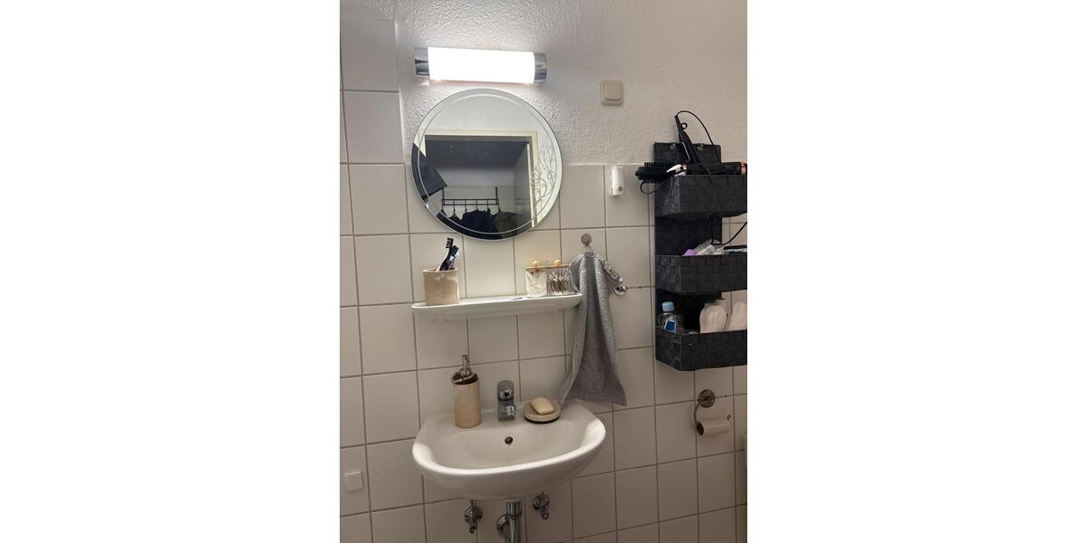 Etagenwohnung Kiel Schreventeich - 1 Zimmer, 27 m&sup2;, 460&euro; | Angebot:25916370