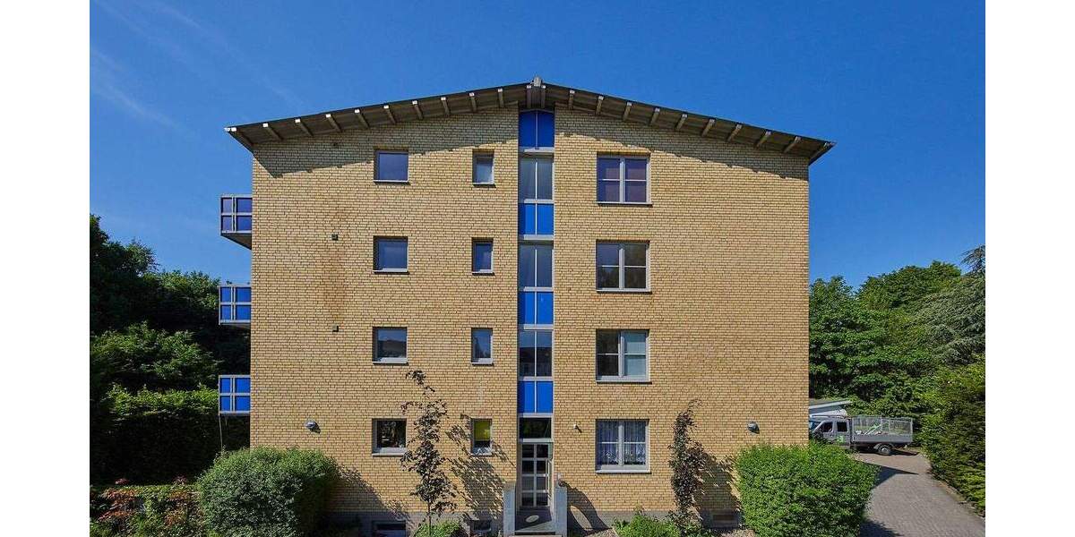 Etagenwohnung Neumünster Innenstadt - 3 Zimmer, 69 m&sup2;, 835&euro; | Angebot:25707570