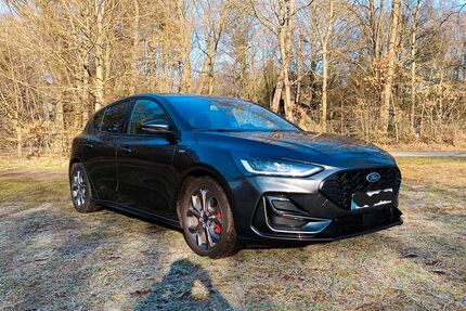 Ford Focus 29.000 km 21.100 &euro; Neumünster 24536