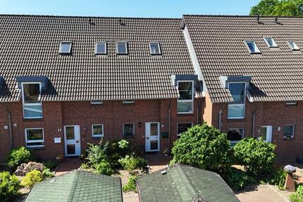 Haus Neumünster Brachenfeld/Ruthenberg - 5 Zimmer, 140 m&sup2;, 399.000&euro; | Angebot:27082244