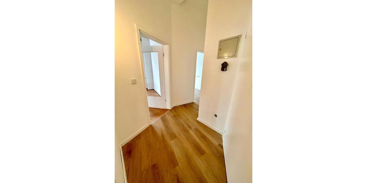Etagenwohnung Kiel Schreventeich - 3 Zimmer, 93 m&sup2;, 1.785&euro; | Angebot:26446661