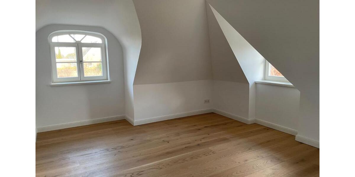 Doppelhaushälfte Osterrönfeld - 4 Zimmer, 150 m&sup2;, 1.850&euro; | Angebot:26194498