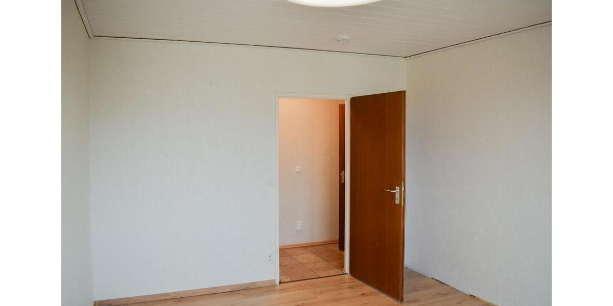 Etagenwohnung Melsdorf - 3.5 Zimmer, 79 m&sup2;, 156.000&euro; | Angebot:26057236
