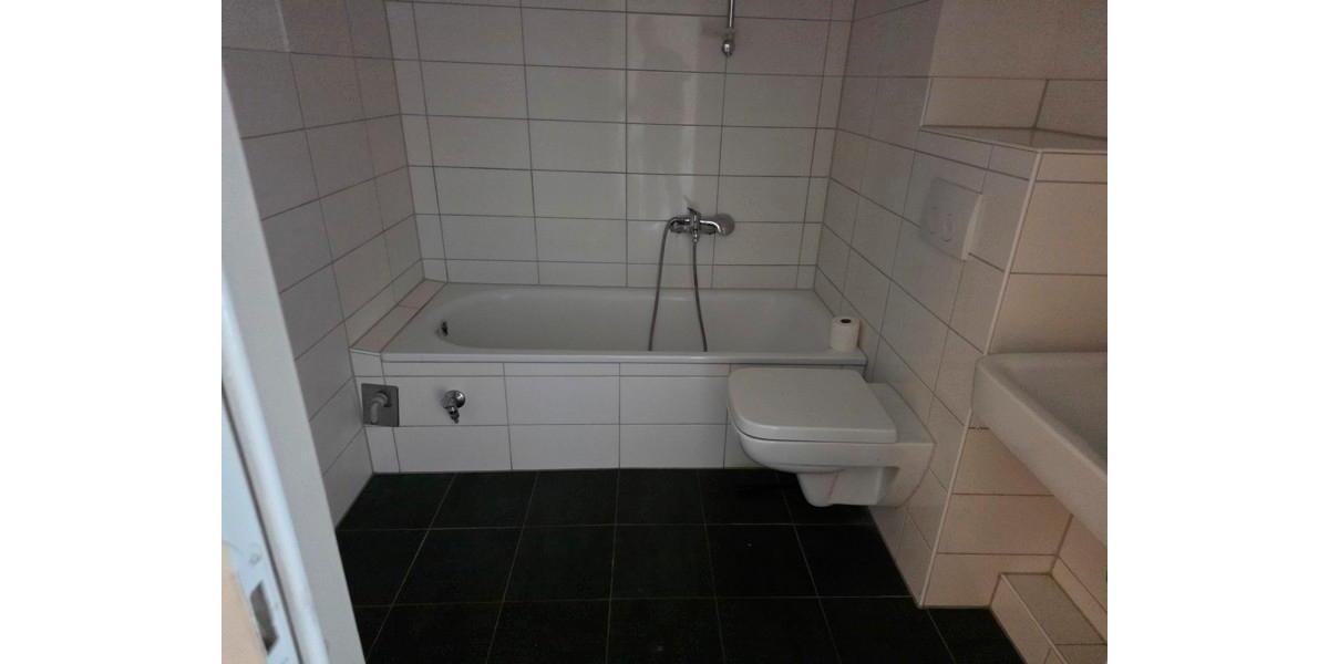 Etagenwohnung Kiel Schreventeich - 3 Zimmer, 83 m&sup2;, 731&euro; | Angebot:25228385