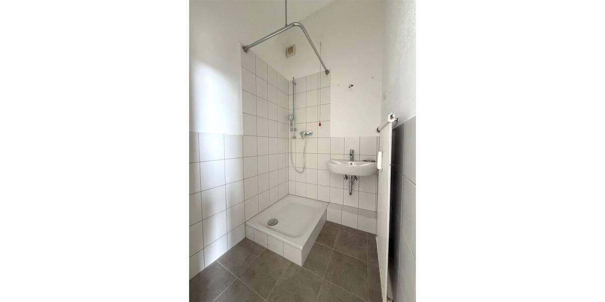 Etagenwohnung Kiel Vorstadt - 2 Zimmer, 65 m&sup2;, 580&euro; | Angebot:26475936