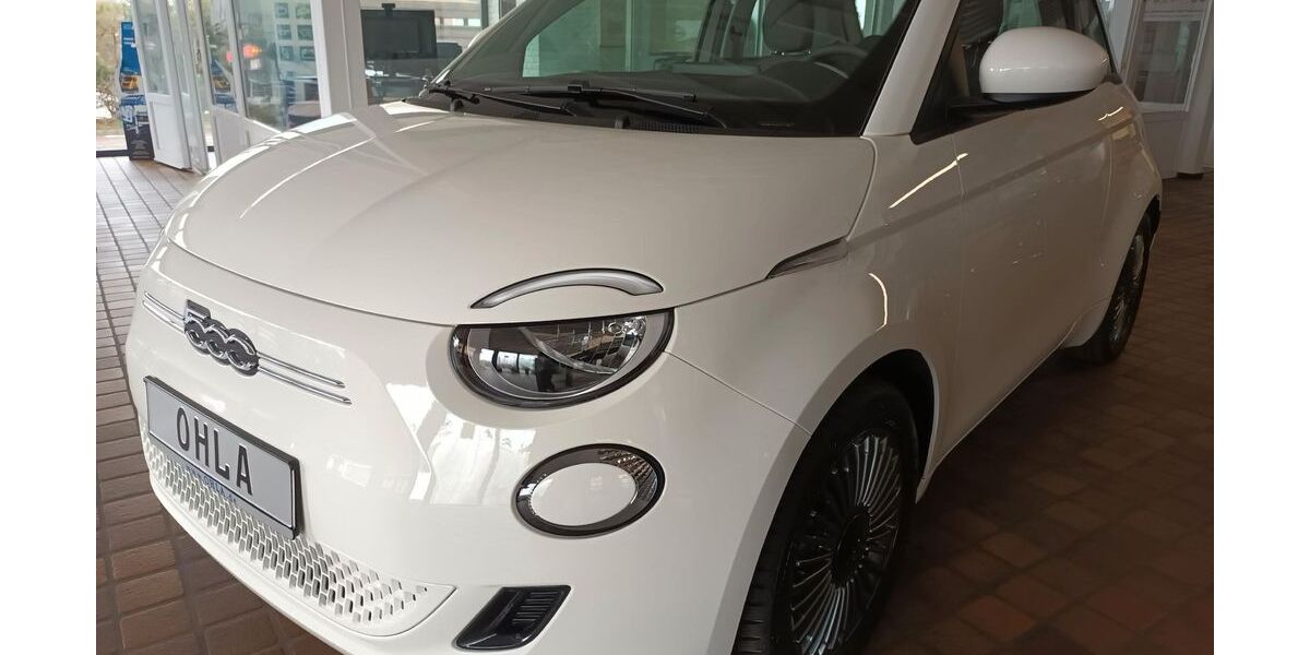 Fiat 500e 49.000 km 16.980 &euro; Lütjenburg 24321