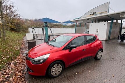 Renault Clio 202.000 km 3.100 &euro; Kiel 24143