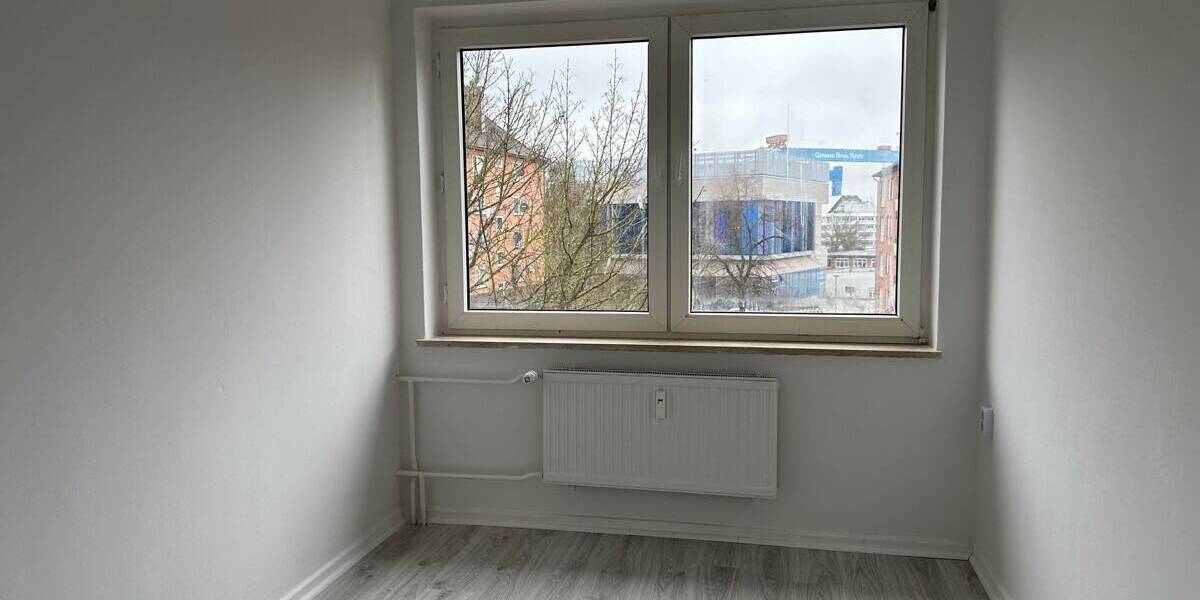 Etagenwohnung Kiel Gaarden-Ost - 2 Zimmer, 61 m&sup2;, 510&euro; | Angebot:26343184