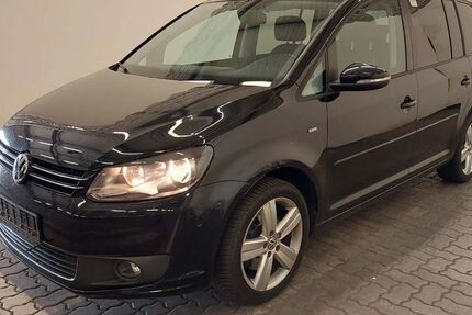 VW Touran 99.993 km 13.490 &euro; Neumünster 24536