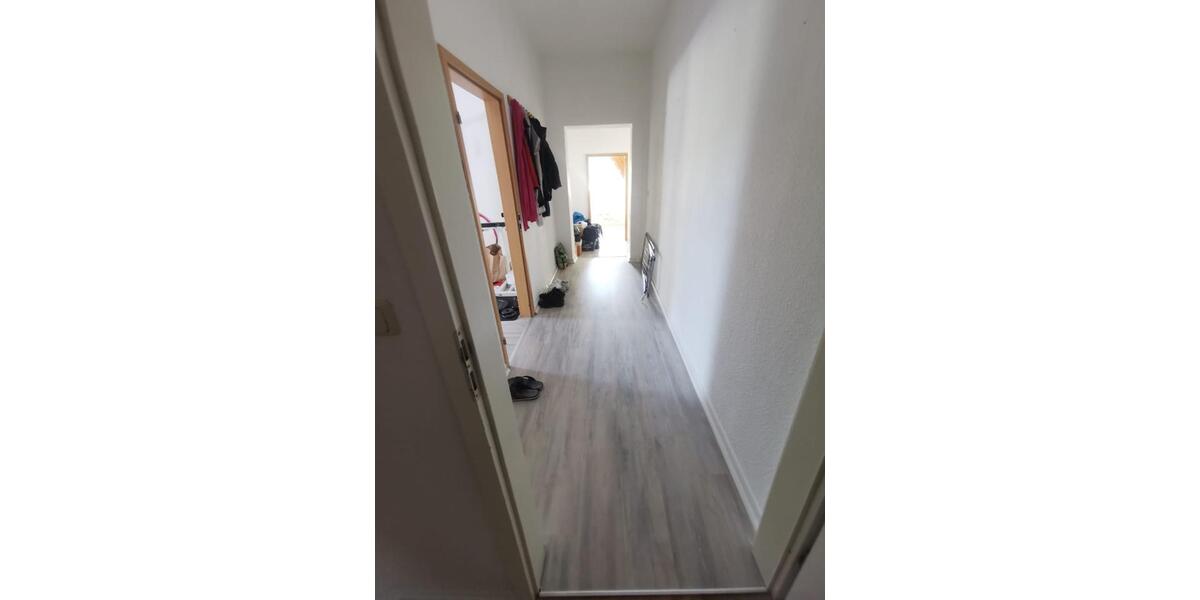 2,0 Dachgeschoss Wohnung zwei Ebenen v. privat 2 zimmer