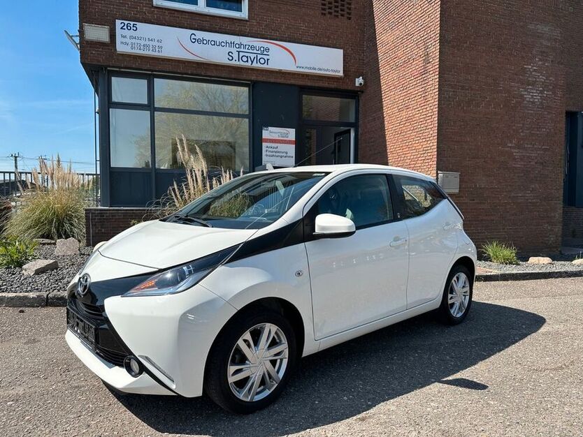 Aygo (X)