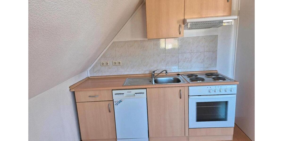 Dachgeschoßwohnung Kiel Friedrichsort - 2.5 Zimmer, 50 m&sup2;, 780&euro; | Angebot:26281761