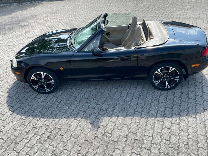 Mazda MX-5 136.000 km 4.650 € Kiel 24113