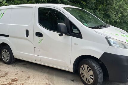 Nissan NV200 175.500 km 8.900 &euro; Kiel 24148