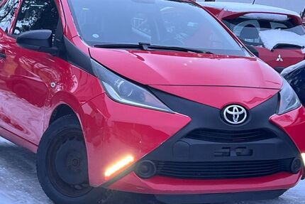 Toyota Aygo (X) 168.000 km 2.499 &euro; Flintbek 24220