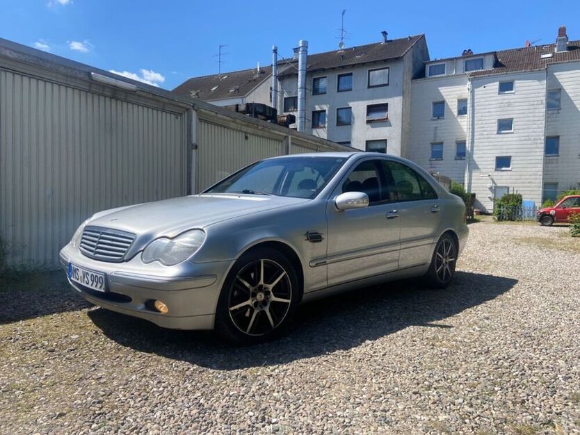 C 200