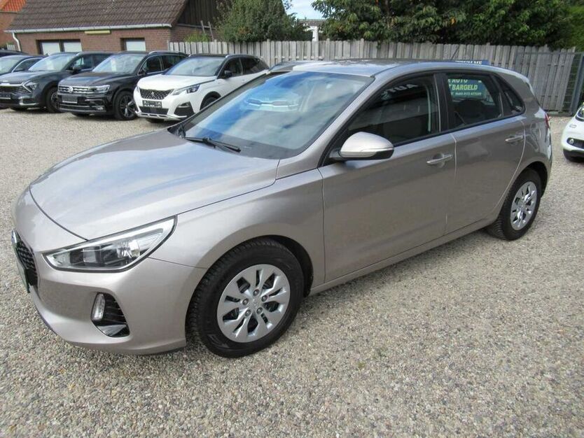 i30