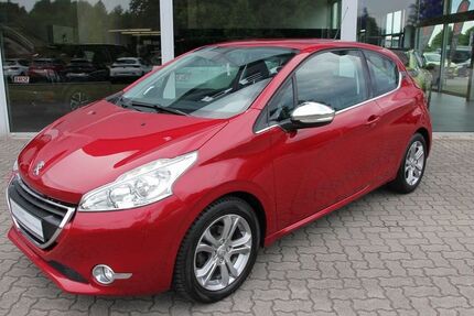 Peugeot 208 104.450 km 7.480 &euro; Neumünster 24539
