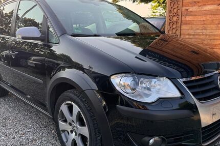 VW Touran 285.000 km 4.900 &euro; Kiel 24146