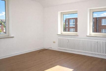 Wohnung Kiel Südfriedhof - 4 Zimmer, 92 m&sup2;, 1.100&euro; | Angebot:25268014